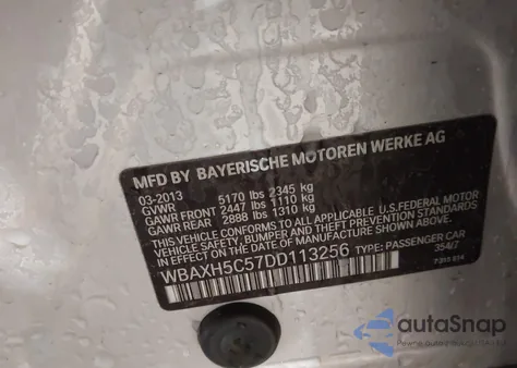 2013 BMW 528I xDrive z USA, uszkodzony, nr VIN WBAXH5C57DD113256